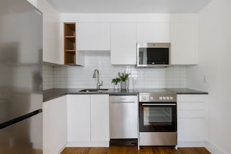192 Appleton St Unit 1, Cambridge, MA 02138