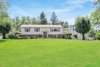 70 Sloping View Dr, Du Bois, PA 15801