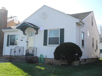 1945 Berkley Place, South Bend, IN 46616