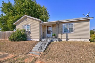 1903 W Noble Ave, Guthrie, OK 73044