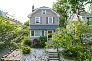 31 Mertz Ave, Belleville, NJ 07109