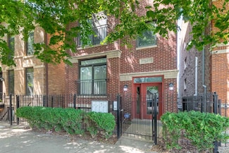 1302 W Fillmore St Unit 3, Chicago, IL 60607