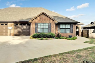 745 County Road 3508, Bullard, TX 75757