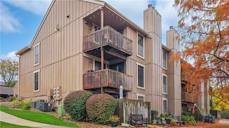 12602 W 110th Terrace, Overland Park, KS 66210