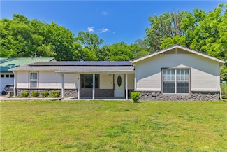 2182 Shumate Ln, Springdale, AR 72762