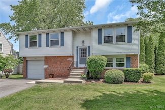 140 Harding Rd, Williamsville, NY 14221