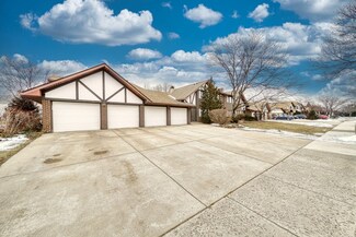 301 Walters Ln Unit 2A, Itasca, IL 60143