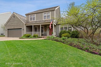 520 Majestic Ct, Gurnee, IL 60031
