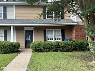 123 Rollingwood Dr, Dunn, NC 28334