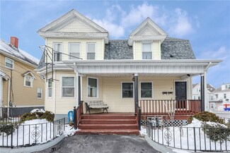 9 5th St, East Providence, RI 02914