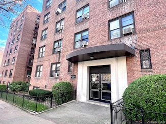 102-32 65th Ave Unit B37, Forest Hills, NY 11375
