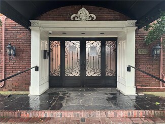 3201 Saint Charles Ave Unit 330, New Orleans, LA 70115