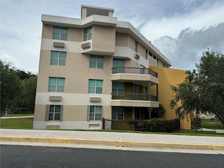 MONTE LLANO Chalets Las Muesas Unit 1-F, Cayey, PR 00736