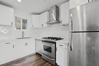 626 Eucalyptus Dr, El Segundo, CA 90245