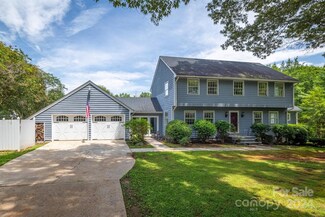 204 Castlegate Dr, Morganton, NC 28655