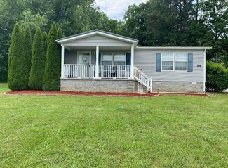 1101 Highway 100, Centerville, TN 37033