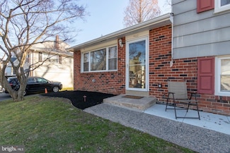 942 Georgetown Rd, Swarthmore, PA 19081