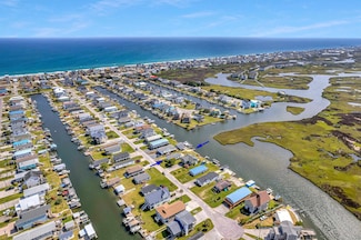 3065 3rd St, Surf City, NC 28445
