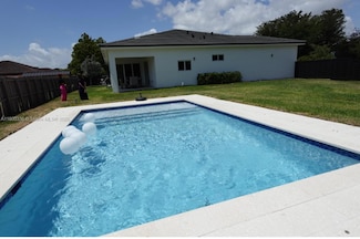21205 Ingraham Avenue Rd, Cutler Bay, FL 33189
