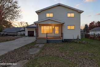29453 Harriet St, Millbury, OH 43447
