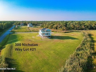 300 Nicholas Way, Swansboro, NC 28539