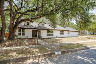 2536 Daisy Ln, Fort Worth, TX 76111