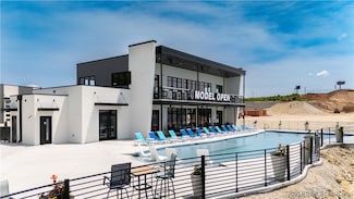 100 Blue Heron Hill Ln Unit 114, Lake Ozark, MO 65049