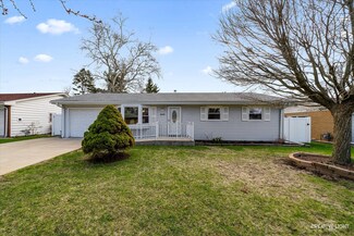 833 Sheldon Ave, Aurora, IL 60506