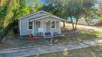 2101 E Ellicott St, Tampa, FL 33610