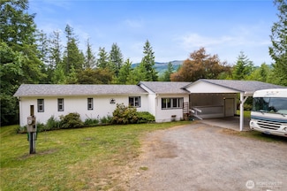 12833 Squaw Wood Ln SE, Rainier, WA 98576