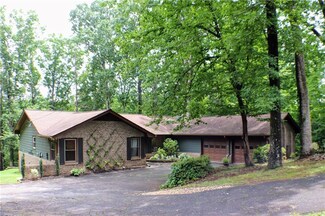 1310 Larkview Dr SW, Lilburn, GA 30047