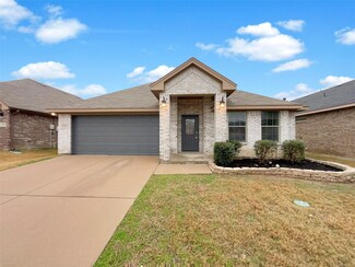 12228 Hunters Knoll Dr, Burleson, TX 76028