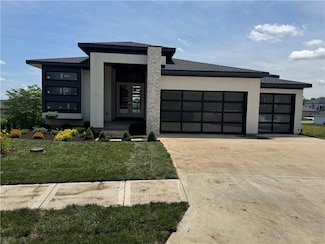 22659 W 87th St, Lenexa, KS 66227