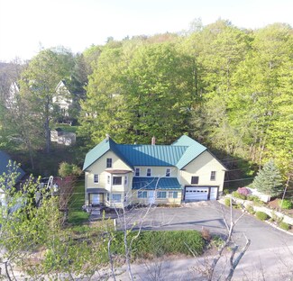 15 Main St, Sunapee, NH 03782