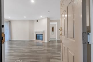 5744 Oak Bend Ln Unit 203, Oak Park, CA 91377