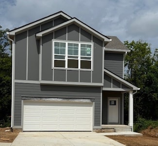 737 Caraway Ln, Nashville, TN 37211