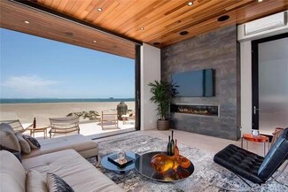 28A Surfside Ave, Surfside, CA 90743