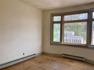 408 Central St Unit 7, Franklin, NH 03235