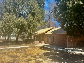 300 3rd St, Saguache, CO 81149