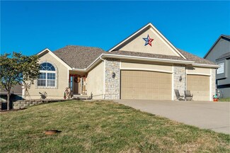 1300 Belinder Dr, Raymore, MO 64083