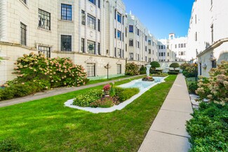 7350 N Ridge Blvd Unit 22C, Chicago, IL 60645