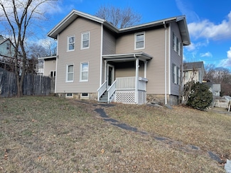 25 Pleasant St, Ansonia, CT 06401