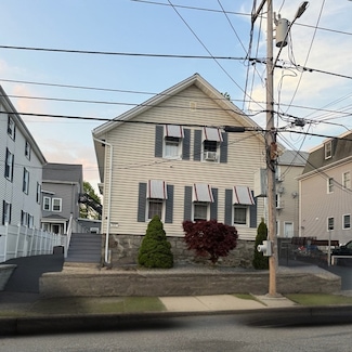 808 Walnut St, Fall River, MA 02720