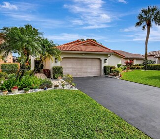 5573 Lakeview Mews Dr, Boynton Beach, FL 33437