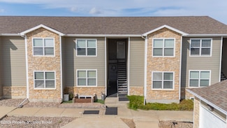 2220 1st St W, Dickinson, ND 58601