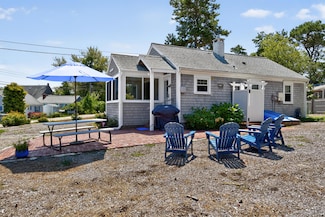 13 Garden Ln, Dennis Port, MA 2639