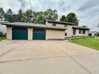 803 East Ave, Tomah, WI 54660