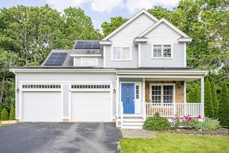 13 Green Meadow Ln, Andover, MA 01810