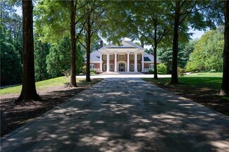 4790 Shallowford Rd, Roswell, GA 30075