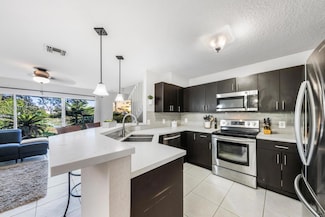 8945 NW 38th Dr, Coral Springs, FL 33065